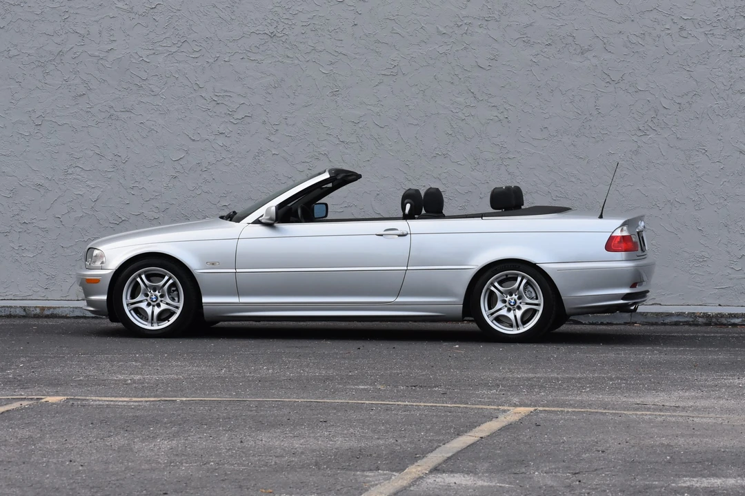 2003 BMW E46 330i & 330Ci - Image 13 of 31