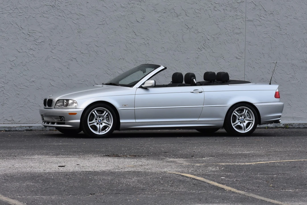 2003 BMW E46 330i & 330Ci - Image 12 of 31