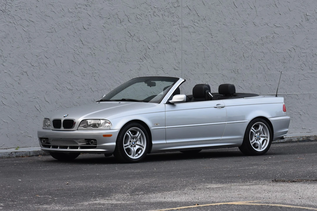 2003 BMW E46 330i & 330Ci - Image 10 of 31