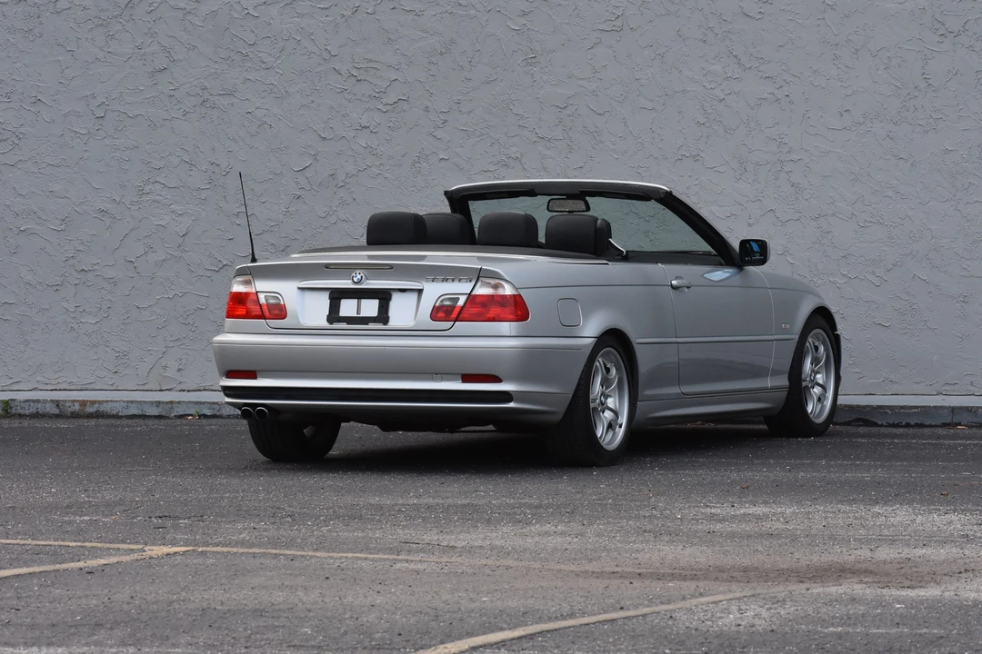 2003 BMW E46 330i & 330Ci - Image 20 of 31