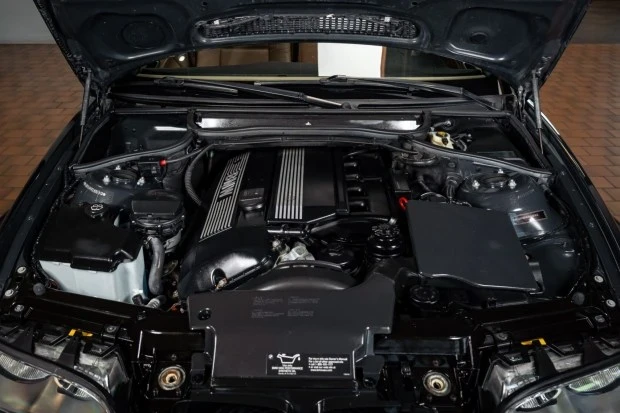 2003 BMW E46 330i & 330Ci - Image 6 of 7