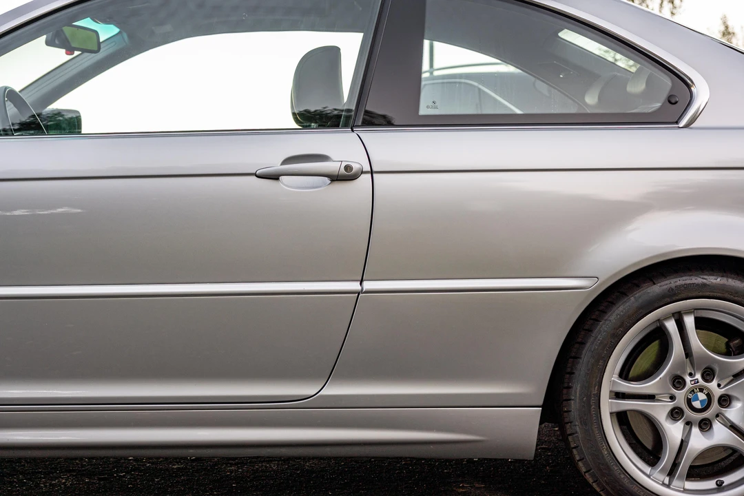 2003 BMW E46 330i & 330Ci - Image 22 of 31
