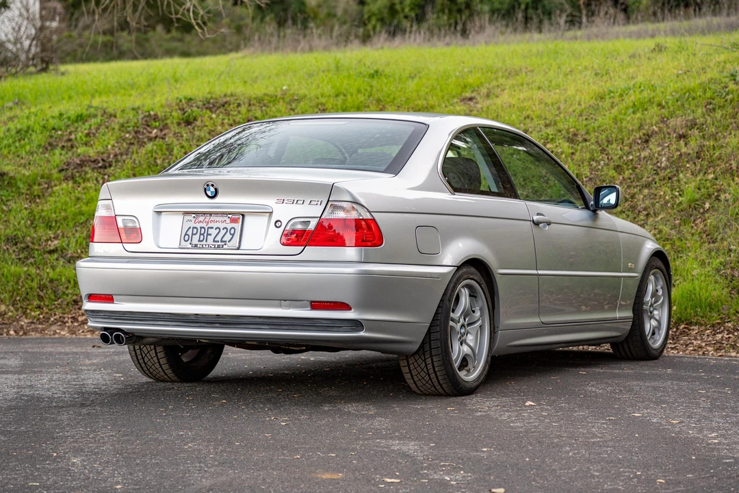 2003 BMW E46 330i & 330Ci - Image 9 of 31