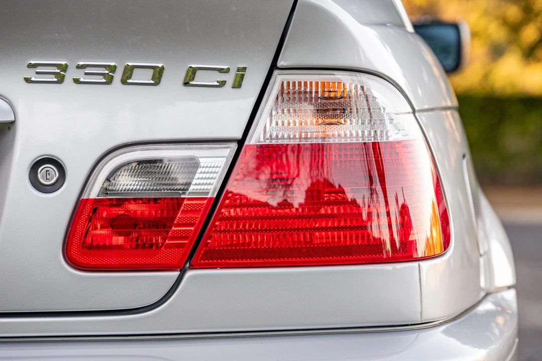 2003 BMW E46 330i & 330Ci - Image 27 of 31
