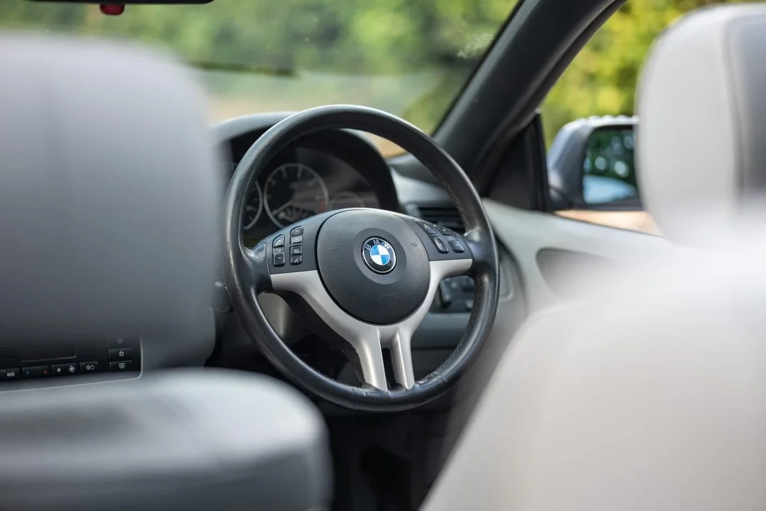 2003 BMW E46 330i & 330Ci - Image 10 of 30