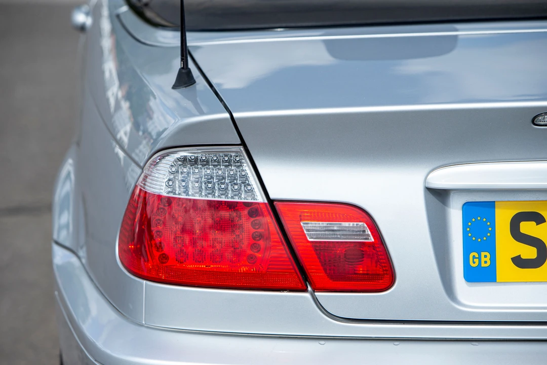 2003 BMW E46 330i & 330Ci - Image 2 of 14