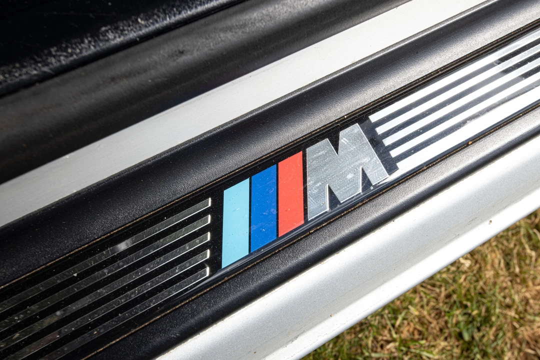 2003 BMW E46 330i & 330Ci - Image 9 of 14