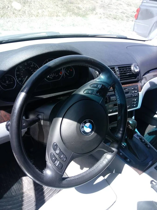 2003 BMW E46 330i & 330Ci - Image 4 of 9