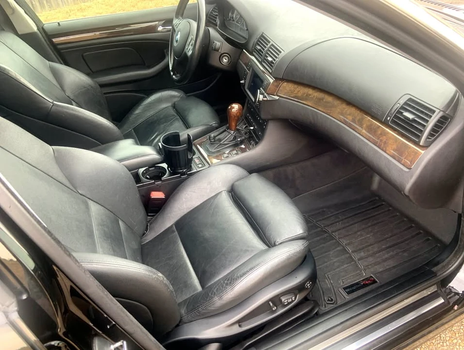 2003 BMW E46 330i & 330Ci - Image 13 of 16