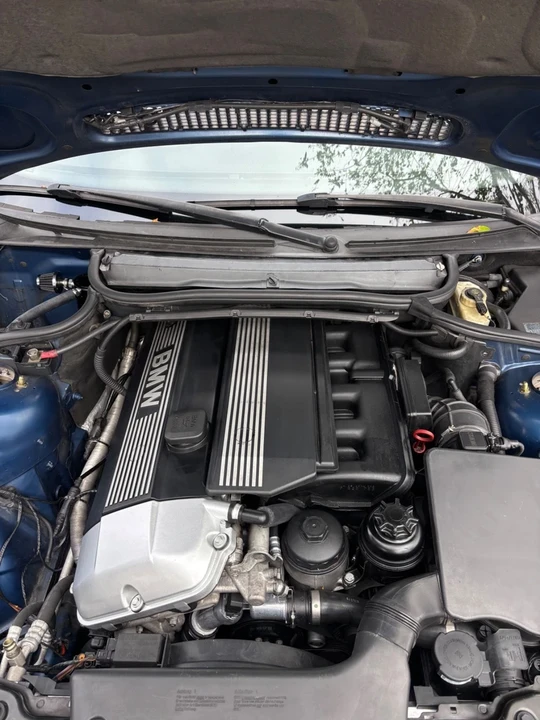 2003 BMW E46 330i & 330Ci - Image 11 of 17