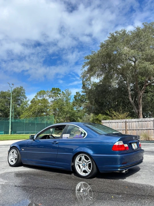 2003 BMW E46 330i & 330Ci - Image 3 of 17