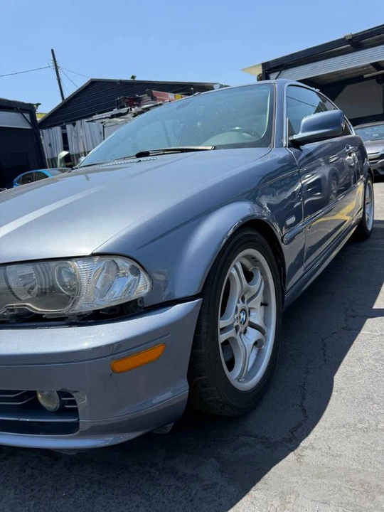 2003 BMW E46 330i & 330Ci - Image 2 of 8
