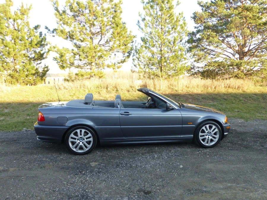 2003 BMW E46 330i & 330Ci - Image 2 of 6