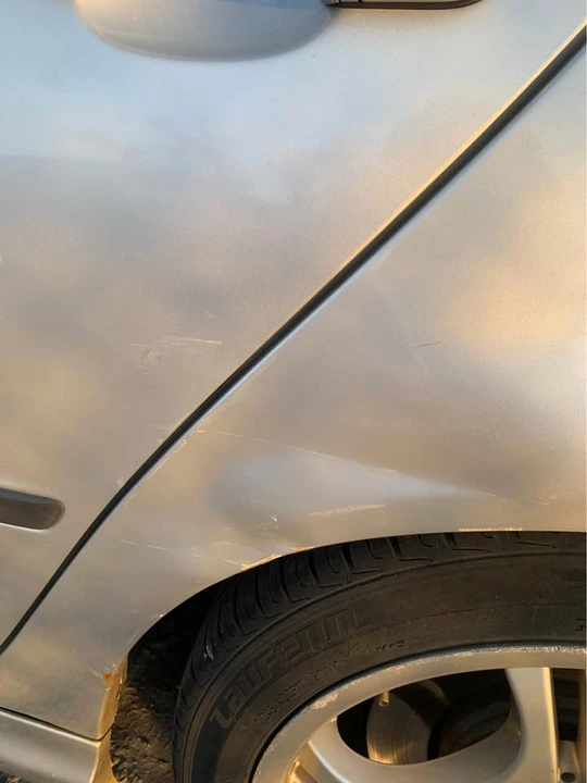 2003 BMW E46 330i & 330Ci - Image 7 of 10