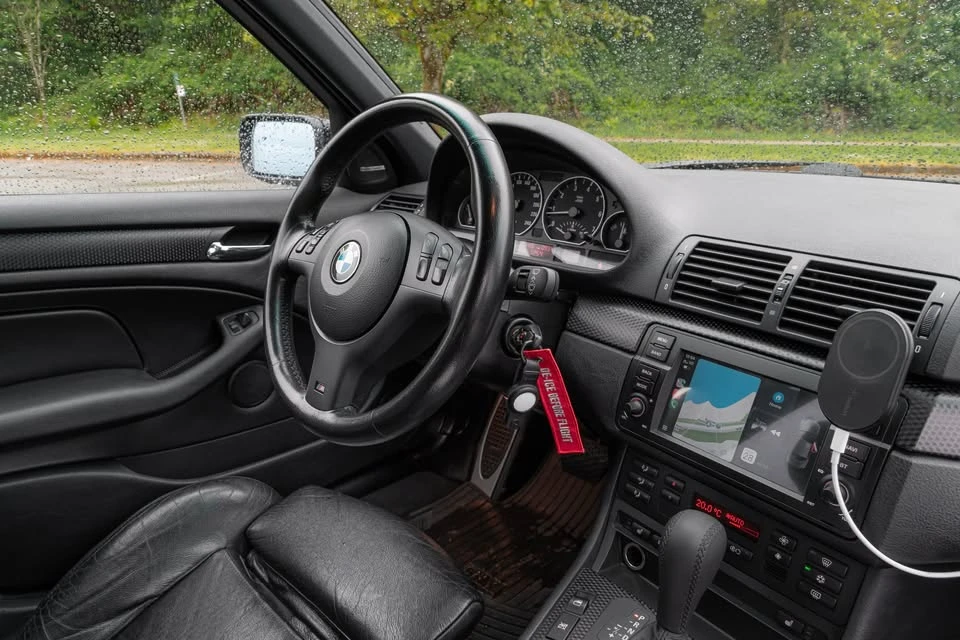 2003 BMW E46 330i & 330Ci - Image 9 of 10