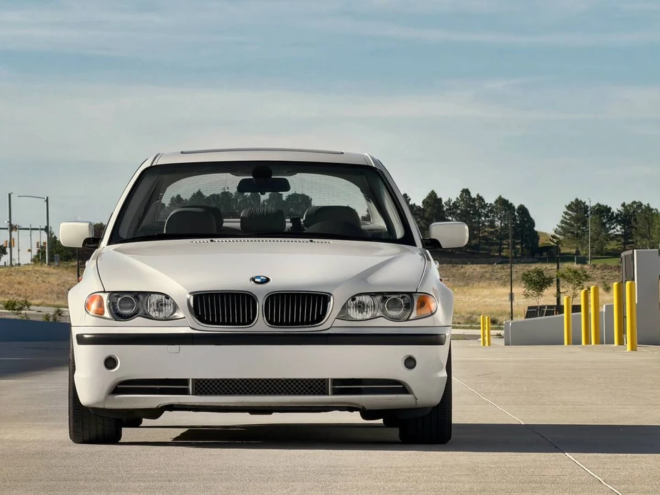 2003 BMW E46 330i & 330Ci - Image 14 of 20
