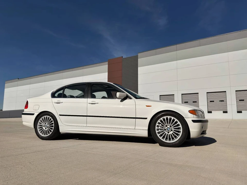2003 BMW E46 330i & 330Ci - Image 12 of 20