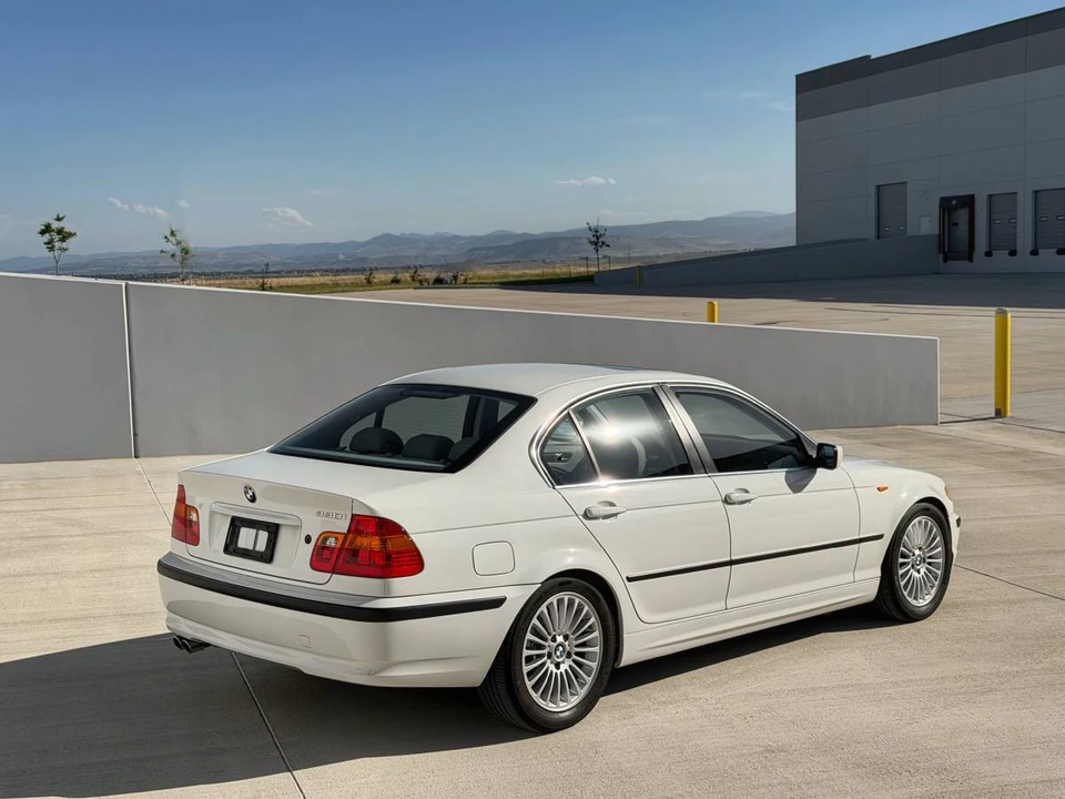 2003 BMW E46 330i & 330Ci - Image 8 of 20