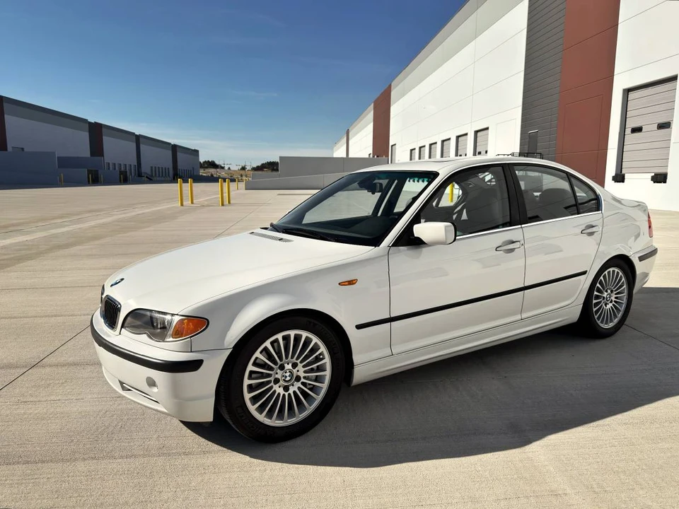 2003 BMW E46 330i & 330Ci - Image 3 of 20