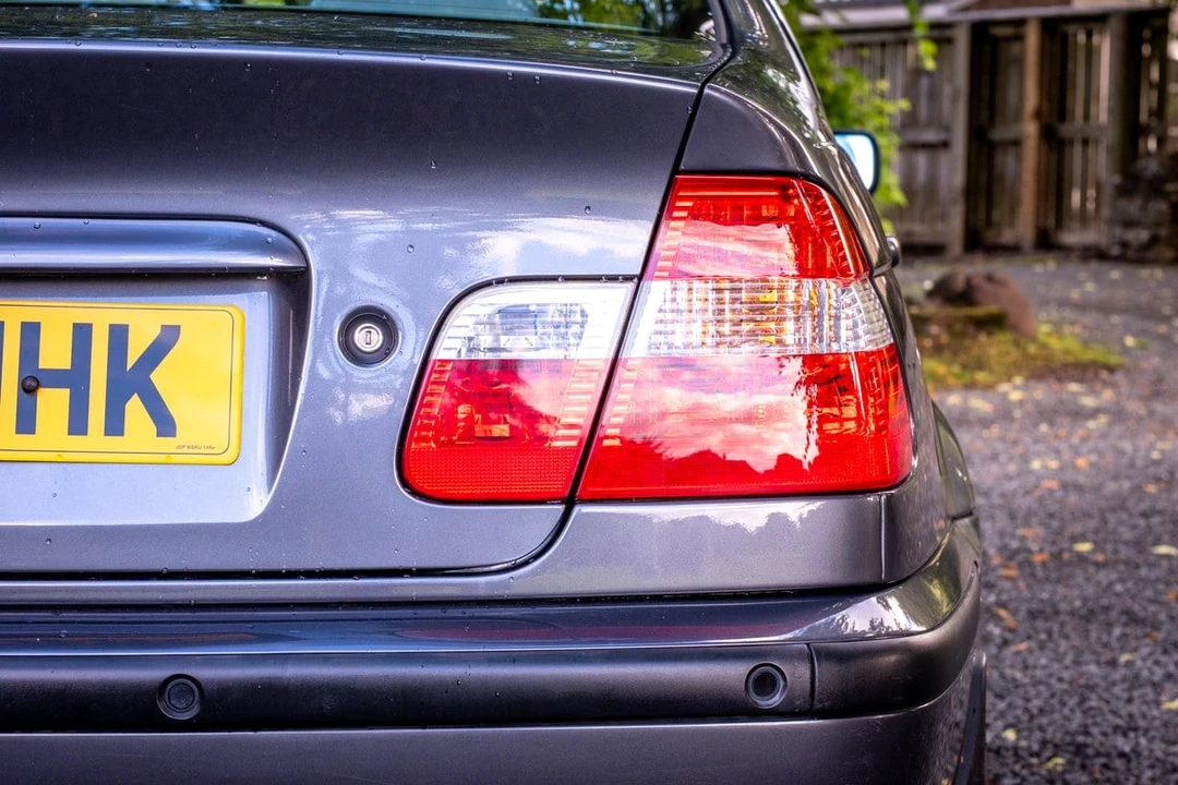 2003 BMW E46 330i & 330Ci - Image 17 of 30