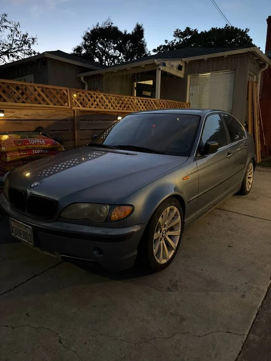 2003 BMW E46 330i & 330Ci - Image 4 of 4