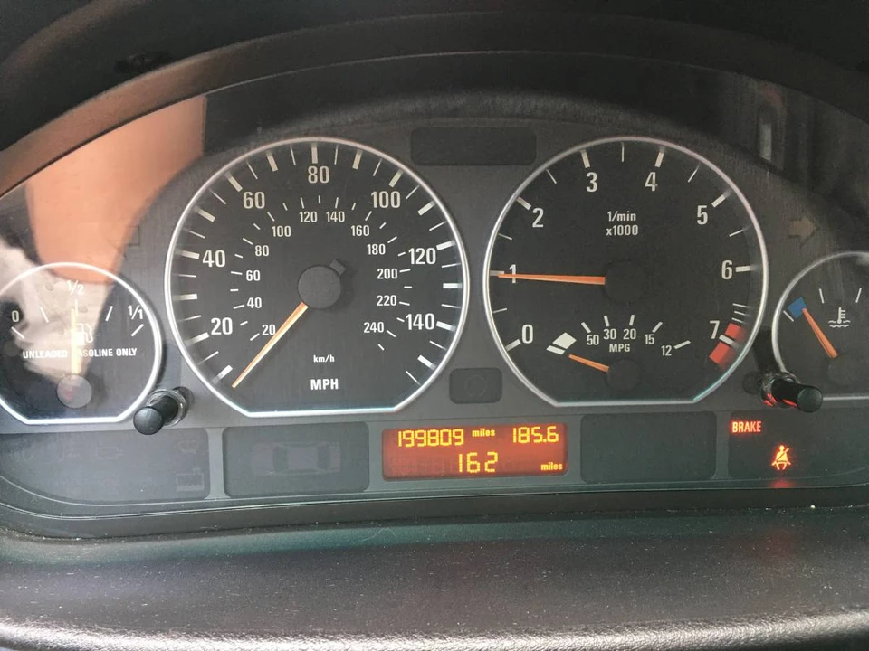 2003 BMW E46 330i & 330Ci - Image 7 of 8