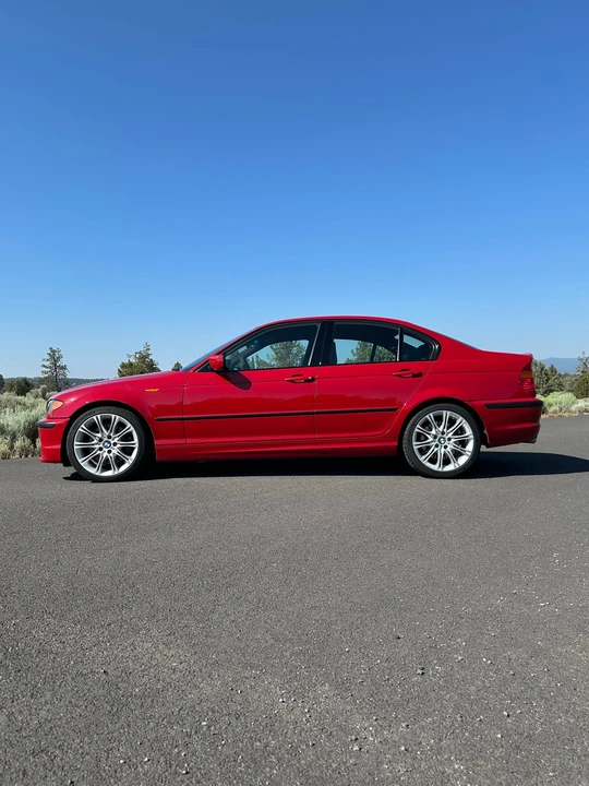2003 BMW E46 330i & 330Ci - Image 2 of 31