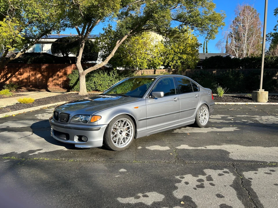 2003 BMW E46 330i & 330Ci - Image 7 of 31