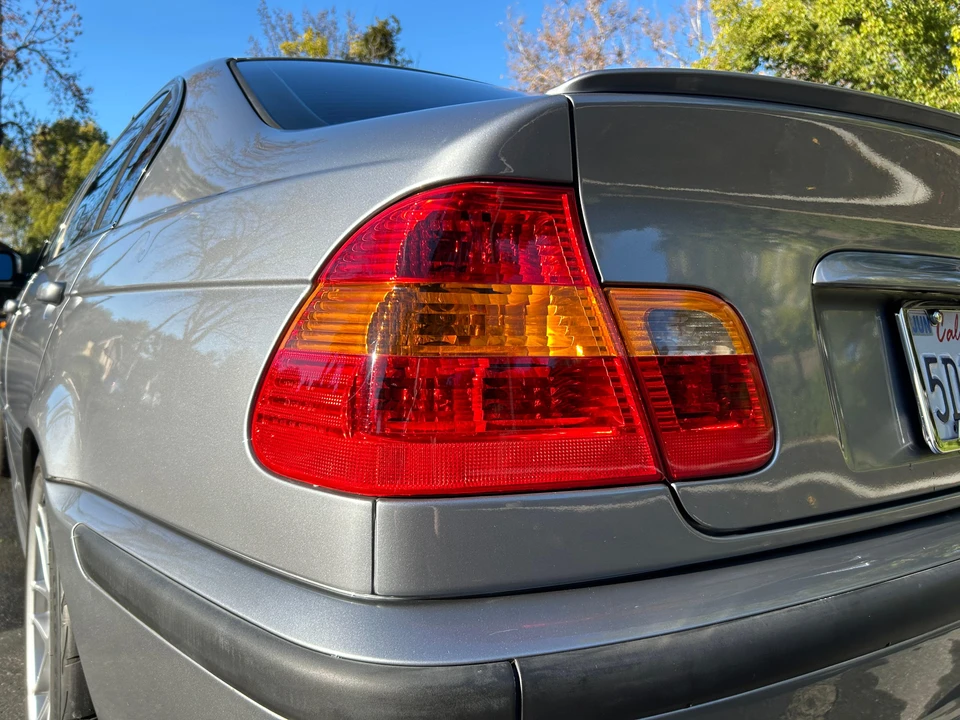 2003 BMW E46 330i & 330Ci - Image 22 of 31