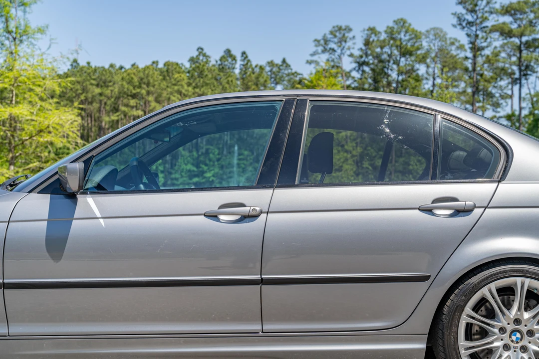 2003 BMW E46 330i & 330Ci - Image 20 of 31