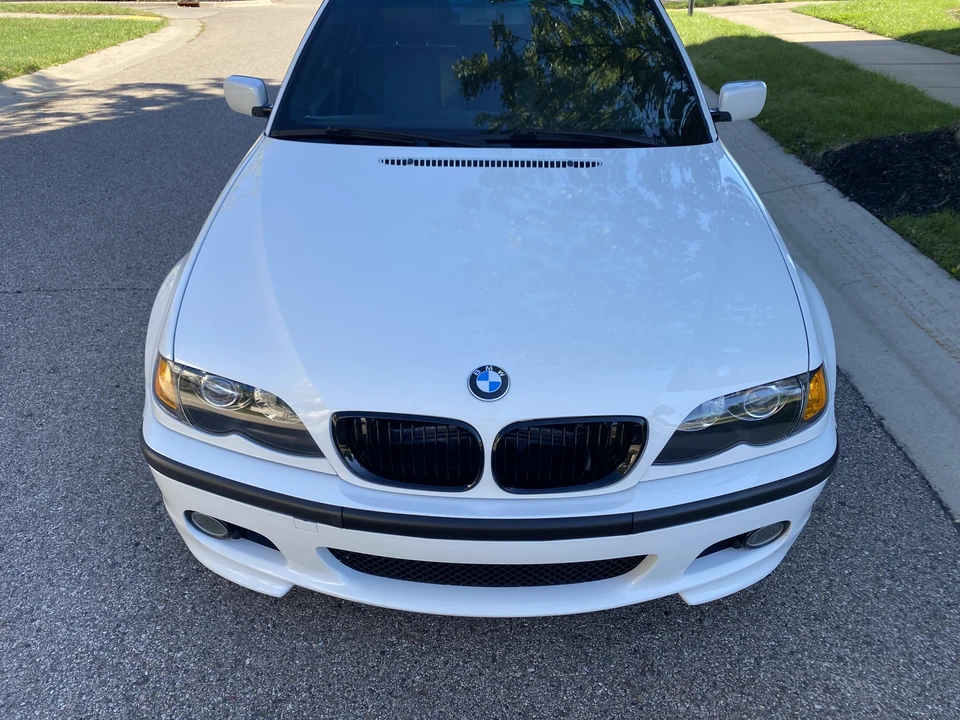 2003 BMW E46 330i & 330Ci - Image 28 of 31