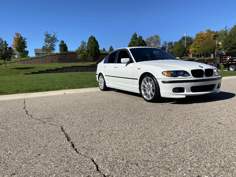 2003 BMW E46 330i & 330Ci - Image 20 of 31