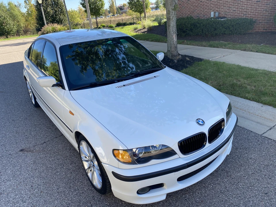 2003 BMW E46 330i & 330Ci - Image 21 of 31