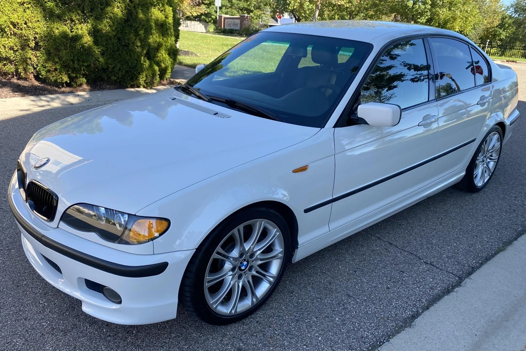 2003 BMW E46 330i & 330Ci - Image 8 of 31