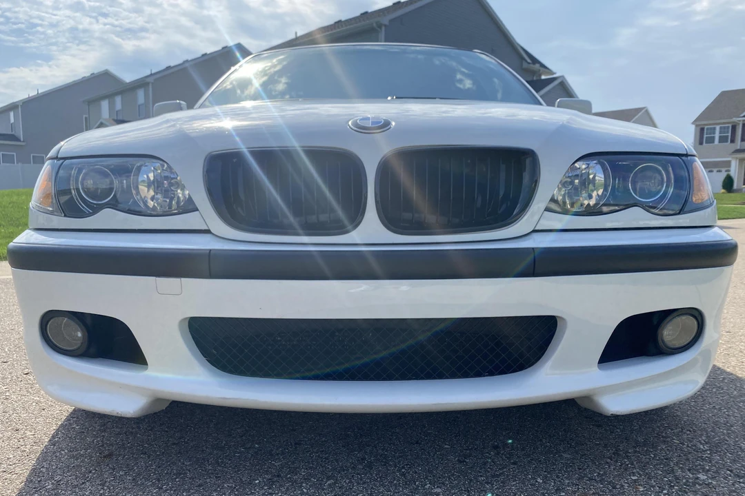 2003 BMW E46 330i & 330Ci - Image 2 of 31
