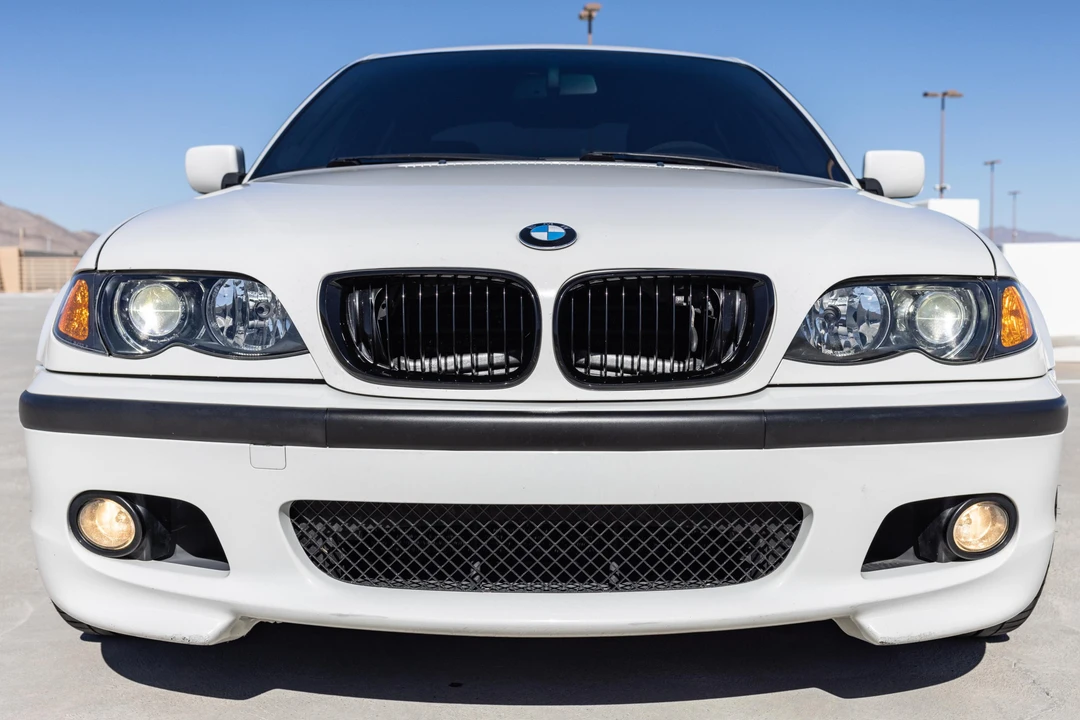 2003 BMW E46 330i & 330Ci - Image 2 of 31