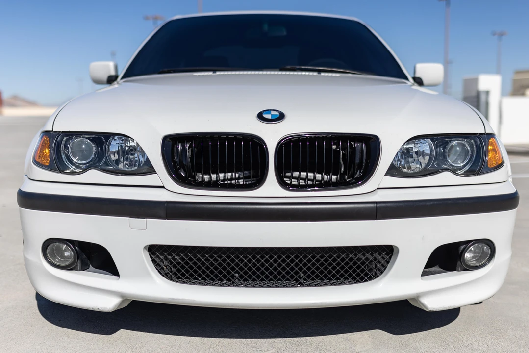 2003 BMW E46 330i & 330Ci - Image 6 of 31