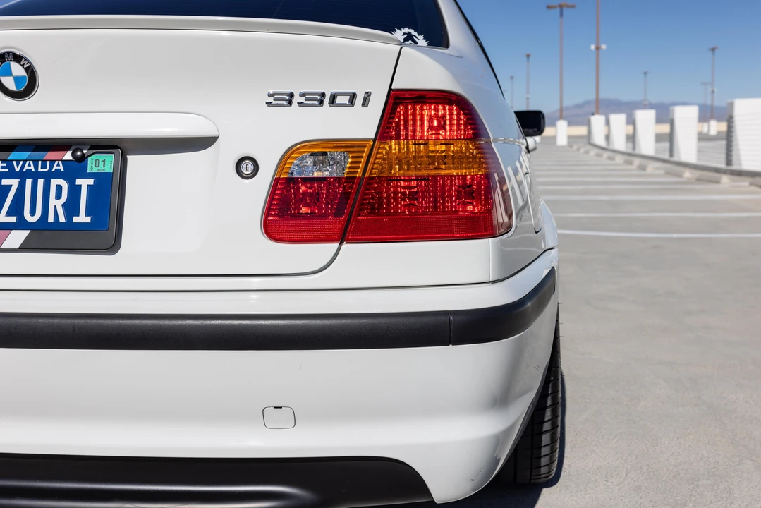 2003 BMW E46 330i & 330Ci - Image 27 of 31