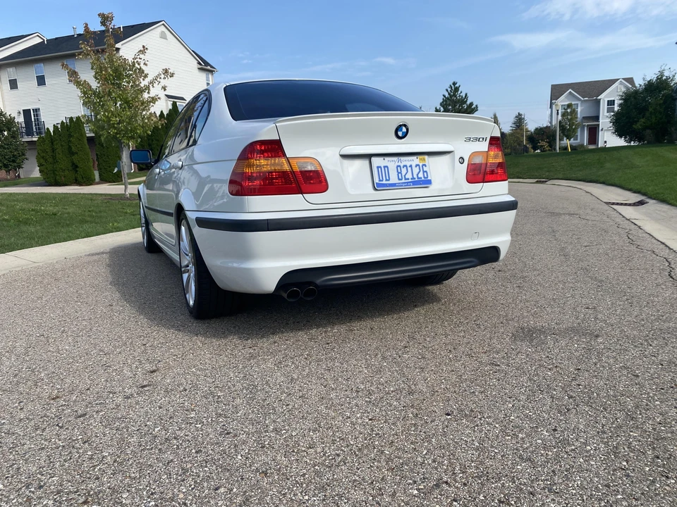 2003 BMW E46 330i & 330Ci - Image 15 of 31