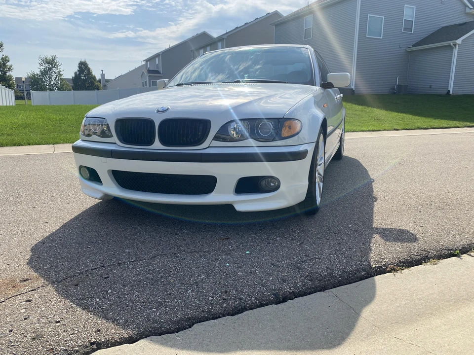 2003 BMW E46 330i & 330Ci - Image 6 of 31