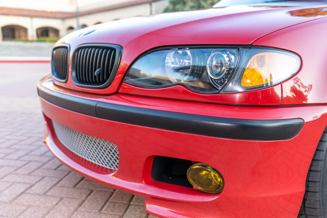 2003 BMW E46 330i & 330Ci - Image 29 of 31