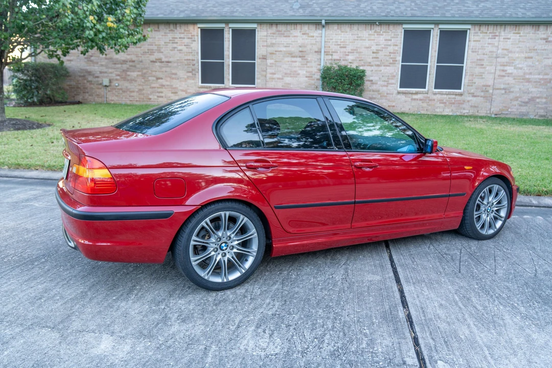2003 BMW E46 330i & 330Ci - Image 19 of 31