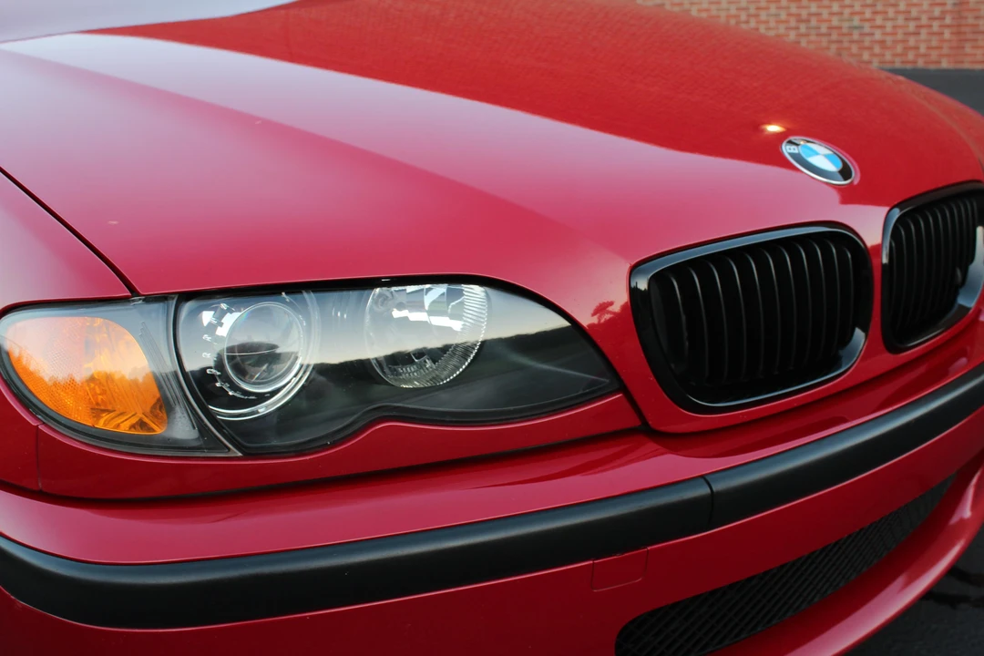 2003 BMW E46 330i & 330Ci - Image 17 of 31