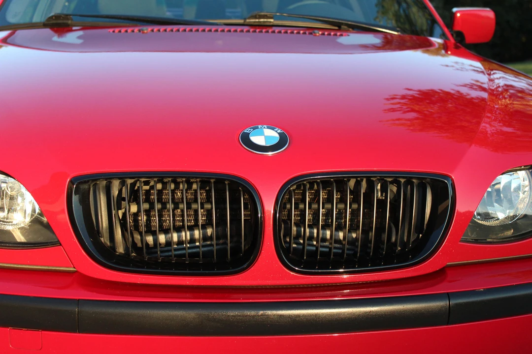 2003 BMW E46 330i & 330Ci - Image 20 of 31
