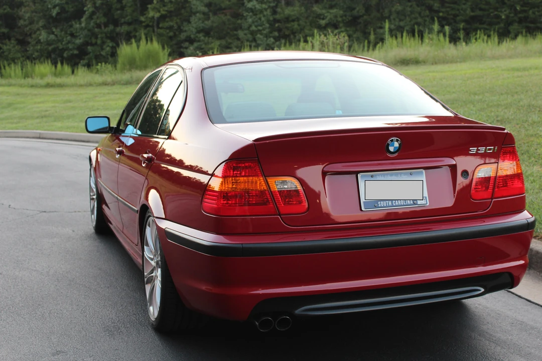 2003 BMW E46 330i & 330Ci - Image 8 of 31
