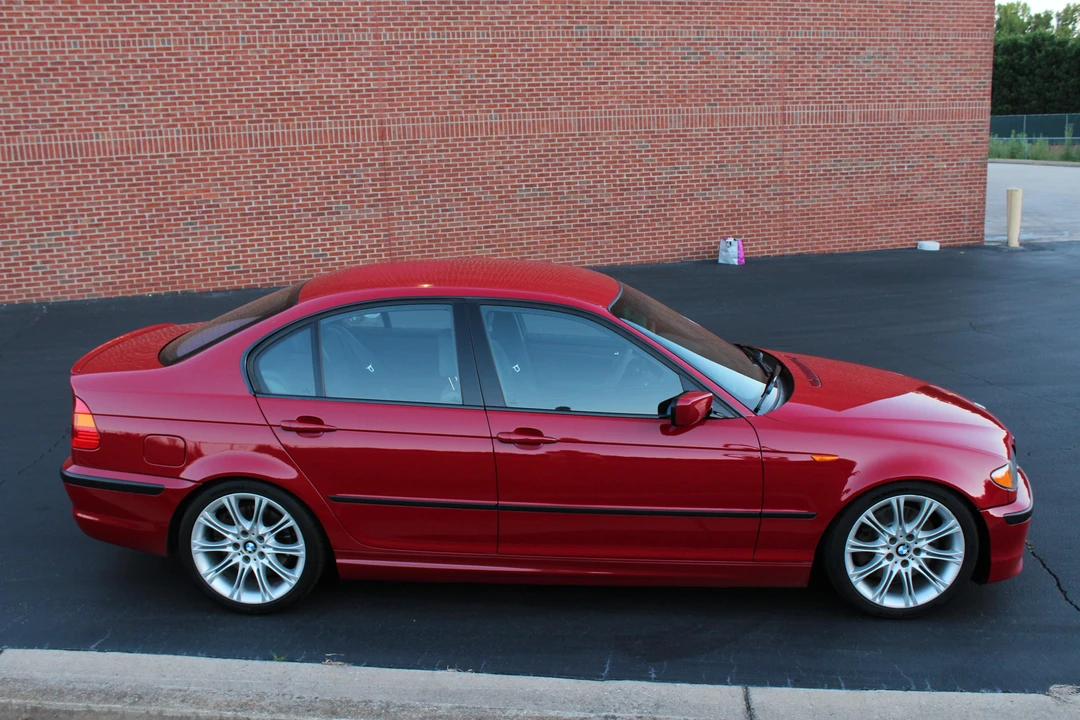 2003 BMW E46 330i & 330Ci - Image 13 of 31