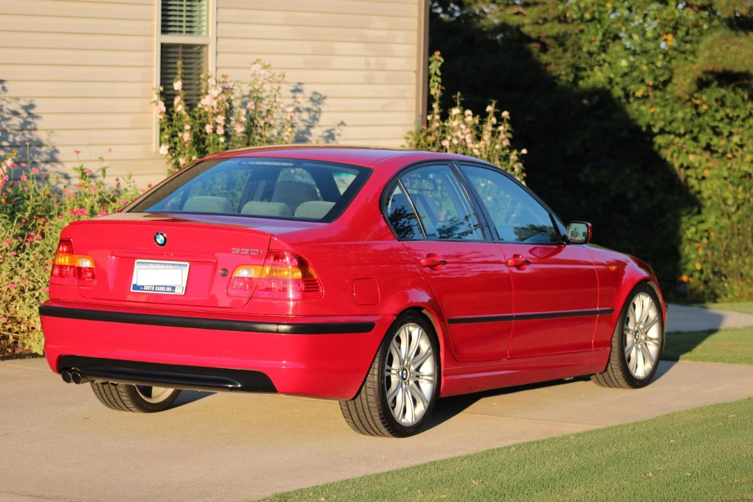 2003 BMW E46 330i & 330Ci - Image 10 of 31