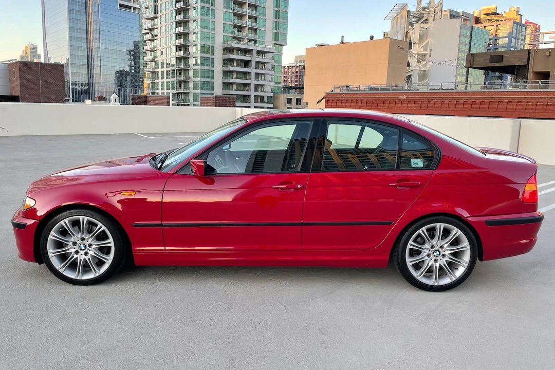 2003 BMW E46 330i & 330Ci - Image 3 of 31
