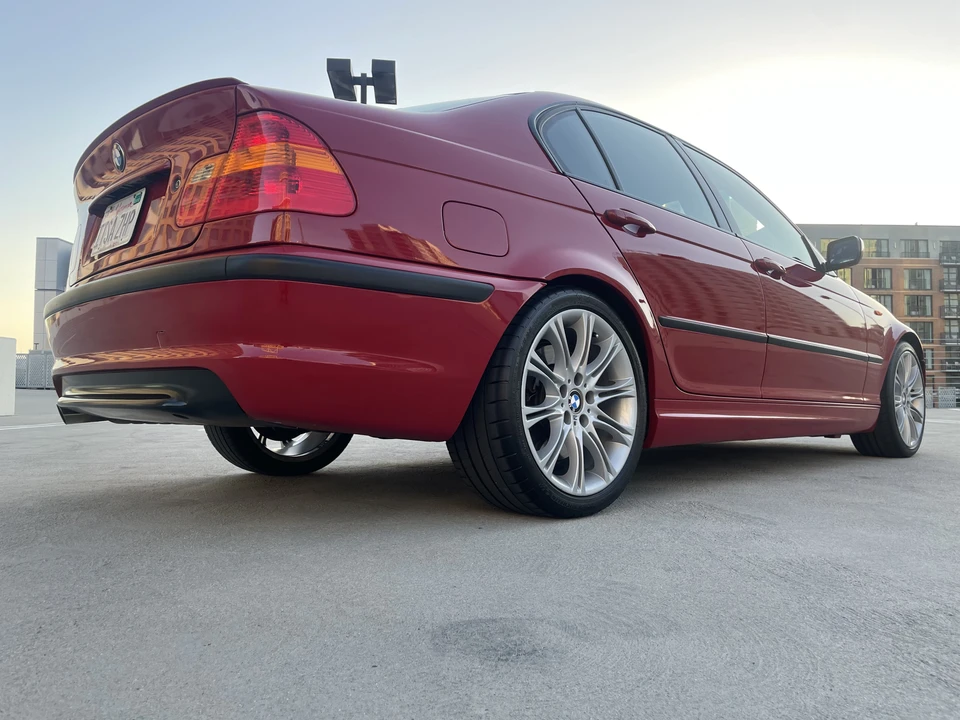 2003 BMW E46 330i & 330Ci - Image 16 of 31