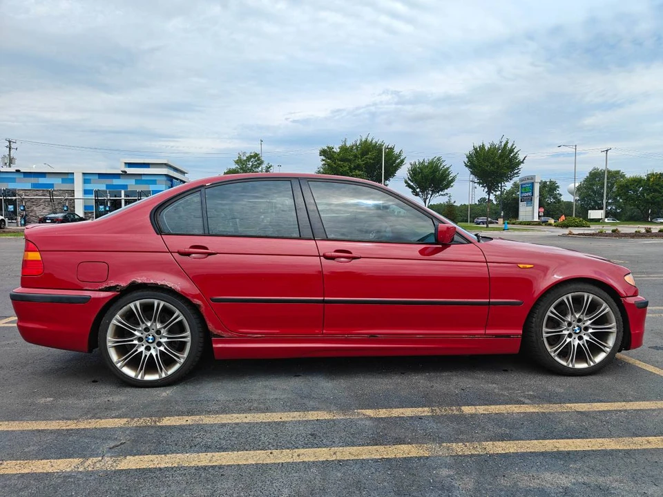 2003 BMW E46 330i & 330Ci - Image 4 of 17